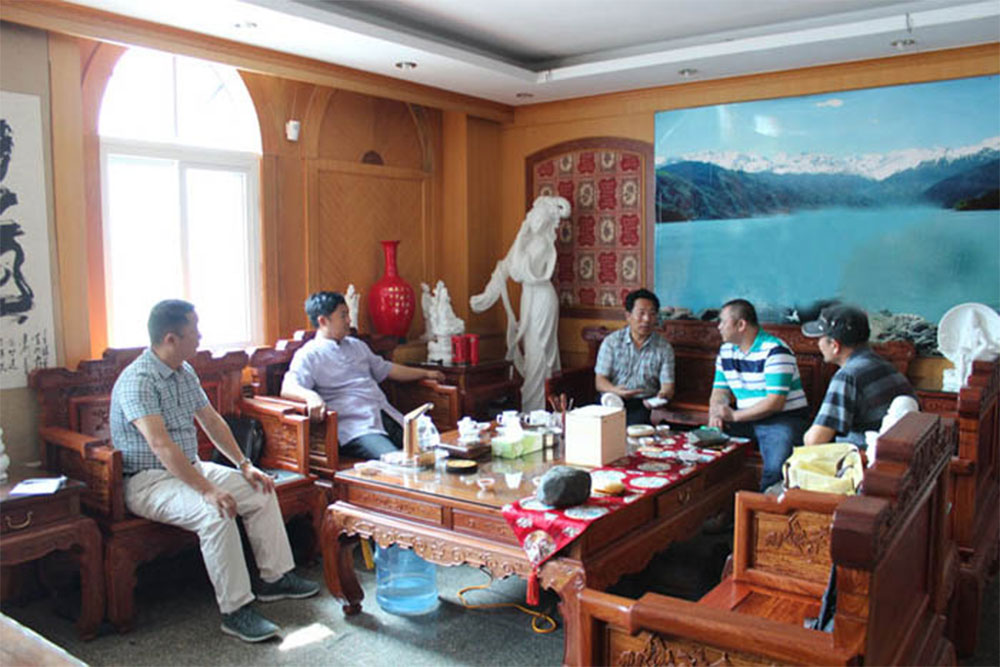 2015-12-01-云浮市工艺美术协会会长莅临石雕委进行工作交流-103.jpg